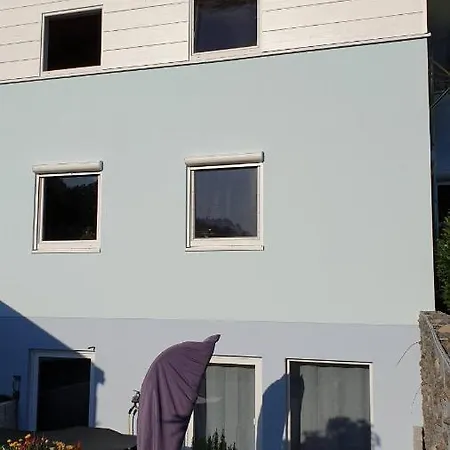 Apartment Casa Elea, Mit Terrasse Und Garten Am Tor Zum Bodensee *